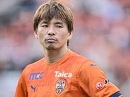 J1京都の女神3人が着る“クラブ史上初”の来場者プレゼントに驚きの声!「モデルによってなおさら映える」紫のベースボールシャツに「チームの本気を感じる」の画像