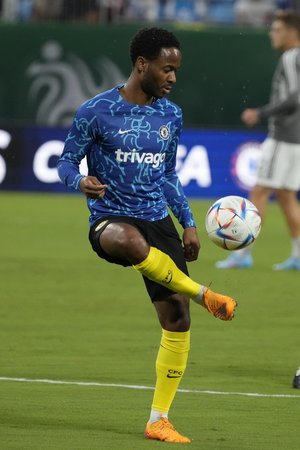 イングランド代表FWラヒーム・スターリングが相手GKも転倒するフェイントで「チェルシーで移籍後初ゴール」! チームはセリエＡ・ウディネーゼとのプレシーズンマッチに3-1で勝利【動画】の画像