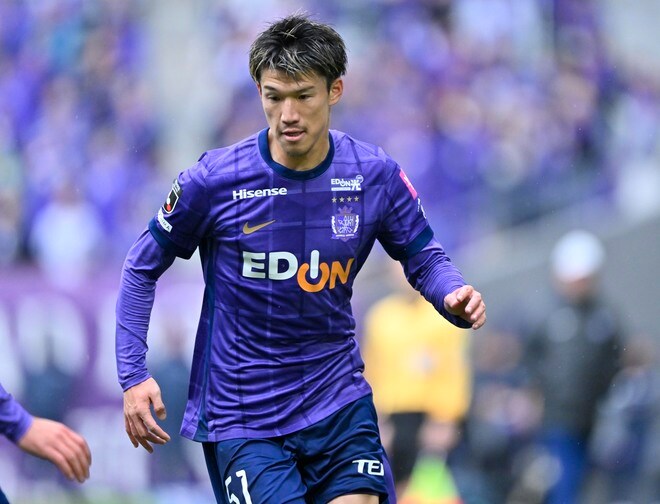 【5連勝のJ1広島。リーグ優勝に向けて見せた昨季との違い(1)】「去年だったら引き分けで終わっていた…」と選手も振り返る難試合で勝ち切る強さ。連戦を練度に、ジャーメイン良＆田中聡がフィットの画像028
