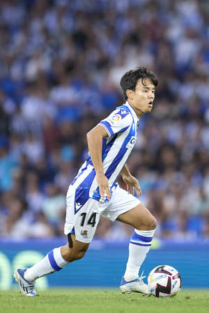 「ゾワッッッてなる」サッカー日本代表・久保建英の”ダブルタッチパス”による「幻アシスト」が話題沸騰! 「激うますぎて白飯食える…」の画像