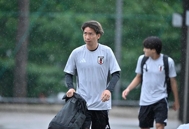 【サンフレッチェ広島「E-1」アルバム】J1広島に所属する日本代表5選手の13日＆14日の練習写真46枚！ジャーメイン良、中村草太、川辺駿、田中聡、荒木隼人、大迫敬介の現地写真の画像044