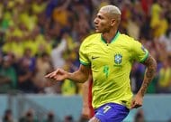 ｢マンガみたい｣サッカーブラジル代表FWリシャルリソンによる「衝撃バイシクルゴール」の別アングル動画が話題に! ピッチ目線で観るスーパーゴールに｢7万超いいね｣の反響の画像