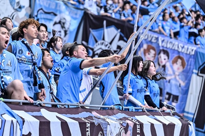 【サポーターアルバム】ACLE準優勝後初の国内試合に駆け付けた川崎フロンターレのサポーター写真80枚！ 国立を青く染め上げる「鹿島アントラーズー川崎フロンターレ」の画像002