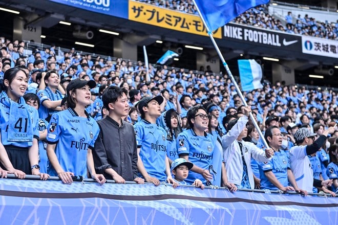 【サポーターアルバム】国立競技場を青く染め上げた川崎フロンターレのサポーター写真81枚！ ACLE準優勝後初の国内試合「鹿島アントラーズー川崎フロンターレ」の画像066