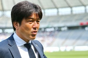【J2ラストスパート】「J1昇格持ち越し」京都チョウ監督は前向きの一方、相模原「劇的すぎる勝利」、名波松本の「瀬戸際」、大宮も「危険ゾーン突入」の壮絶残留争い！【戸塚啓のJ2のミカタ】(1)の画像