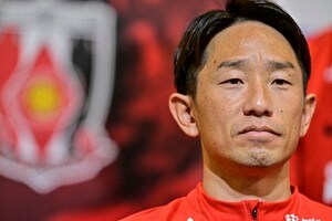 「なんて素敵な娘ちゃん…」「爆泣きですよ」J1浦和の宇賀神友弥の引退セレモニーでの“娘さんからのお手紙”にファン涙！「かっわいい愛嬌100点満点じゃないか」の声の画像