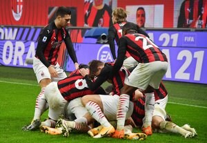 “中盤のキーマン”不在も…ACミラン「劇的展開」でラツィオを下し“無敗首位”キープ！の画像