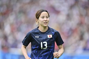 「ちょいワルひかるさん」なでしこDF北川ひかるのスウェーデン2年目“黒サングラス”ショットに反響！「タモさんみたいですね」「似合ってる」「シャレオツですね」の声の画像