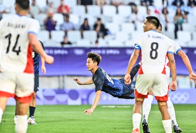 【パリ五輪・現地撮】U―２３サッカー日本代表、パラグアイ戦の激闘フォトレポート……三戸舜介＆平河悠の2得点など攻撃陣＆笑顔爆発の画像004