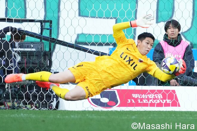 ｢あと1個！｣鹿島が優勝へ王手！鈴木優磨の咆哮！早川友基の奮闘と松村優太の値千金の決勝弾！敵地で苦しみながら手にした勝点3を現地カメラマンが振り返る！【東京ヴェルデvs鹿島アントラーズ】激闘PHOTOギャラリーの画像008