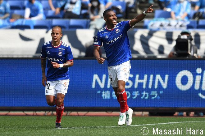 PHOTOギャラリー「ピッチの焦点」【明治安田J1リーグ 第11節 横浜F・マリノスvs横浜FC 2021年4月24日14:01キックオフ】の画像