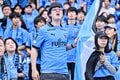 【サポーターアルバム(3)】G大阪戦での観客席＆入場時の川崎フロンターレのサポーター写真77枚！選手と手をつないだ子どもたちなど現地写真「川崎フロンターレーガンバ大阪(3)」の画像013