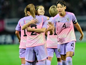 「風花可愛い」「表情、イイ」“カメラマン長谷川唯”撮影のなでしこ秘蔵ショットに「カメラマン天才!」の声！「唯カメラマンの腕前でみんないい顔」と腕前に脱帽の画像