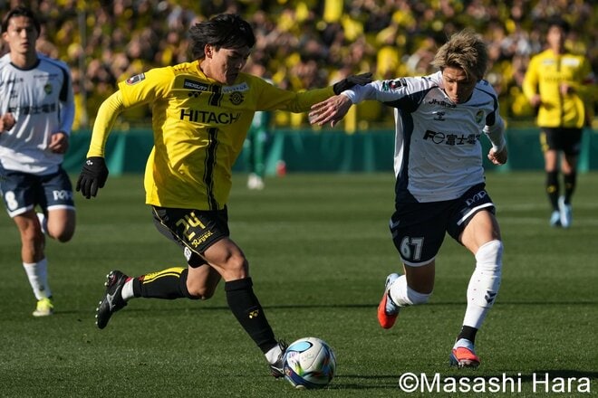 継続と進化、前半圧倒で貫禄の柏！ 後半巻き返すもJ1レベル痛感の千葉！ 決勝弾は久保藤次郎のゴラッソ！ 白熱の日立台｢ちばぎんカップ｣を現地撮り【柏レイソルvsジェフユナイテッド千葉】激闘PHOTOギャラリーの画像001