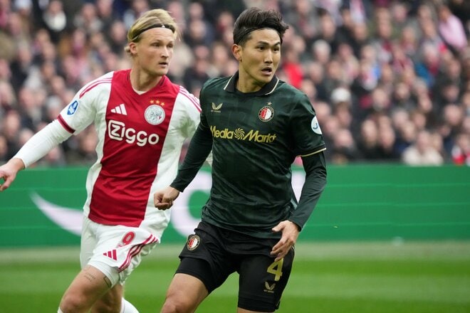 オランダ伝統の一戦『デ・クラシケル』に３人の日本人選手！｢板倉滉vs上田綺世&渡辺剛」が激しくぶつかり合った白熱の現地スタジアムに潜入【アヤックスvsフェイエノールト】PHOTOギャラリーの画像005