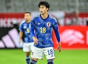 「日本代表でも見たい」「それはカッコイイて…」ブライトン・三笘薫が得点後に披露した"膝スラ"ゴールパフォーマンスが反響！クラブ公式も紹介してファンの話題呼ぶの画像