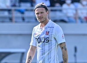 【浦和レッズ】68分の大胆な「超攻撃的システム変更」でガンバ大阪に逆襲! またしても「土壇場セットプレー弾」を決めて引き分けに持ち込むの画像