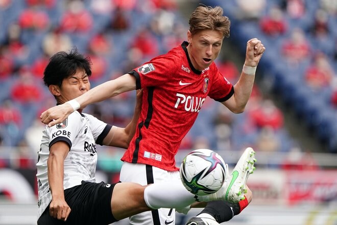 【J1分析】浦和が3連続完封勝利!(1)田中&ユンカー2戦連続弾!イニエスタ封じ!「サポーターに見る昨季との変化」の画像