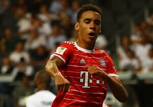 ｢スーパースターになる｣!! バイエルンの「19歳逸材MFのゴール集動画」に脚光! ｢バロンドールを受賞する｣などと話題のドイツ王者でのここまでの｢全14ゴール｣【動画】の画像