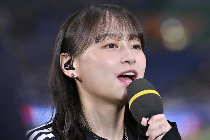 【W杯】｢可愛すぎる｣｢ツンツンからのグータッチ最高｣勝利の女神・影山優佳、前田大然ゴールに大興奮！ 歓喜の“カゲダンス”が話題沸騰
