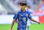 「プロレスラーみたい」サッカー日本代表MF久保建英がゴール後に見せた「鍛え抜かれた上半身」に驚きの声! 「逆三角!!」など、スペインで研さんする”戦う男”の姿の画像