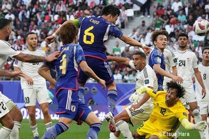 身長１７８センチ遠藤航とプロ野球の外野手に学ぶ「落下点」の見極め【日本サッカーに「足りない」頭の使い方】(2)の画像