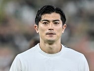 ｢ガクくんそっくり！｣『仮面ライダー鎧武/ガイム』佐野岳の双子イケメン弟・プロサッカー選手の佐野渓、美人妻とキスも…アツアツなウェディングフォト公開！の画像