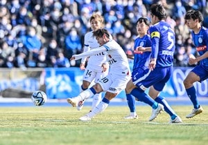 鹿島アントラーズが水戸ホーリーに0-2で完敗！ 開幕戦を想定した主力で挑むも得点遠く…途中交代選手が流れを変えられず、試合中にも観客席から野次が飛ぶの画像