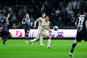 「博多の森の奇跡」川崎MF大島僚太が福岡戦後の「まさかの行動」でサポーターを驚かせる！ 歴史的瞬間をクラブが映像で公開の画像