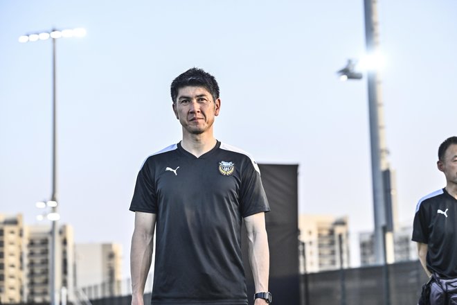 【川崎フロンターレアルバム】サウジアラビア到着翌日4月23日のジェッダ市内での「コーチングスタッフ＆クラブスタッフ写真」と「選手と子どもたちの交流写真」合計98枚！の画像037