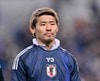 ｢たたずまいに余裕を感じる｣プレミア挑戦MF守田英正の新天地ハル・シティでのチームメイトたちとの初対面挨拶シーン公開！｢かなりウェルカムな雰囲気で良かった｣ 