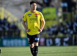 「オルンガを見てるようだぜ」J1柏FW細谷真大の"1人カウンター"に、かつての大エースに重ねる声が続々！ 相手DFをも吹き飛ばした強靭過ぎるフィニッシュの画像