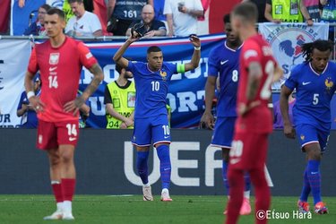 画像・写真：【UEFA EURO2024現地撮】エムバペ、レヴァンドフスキ両国