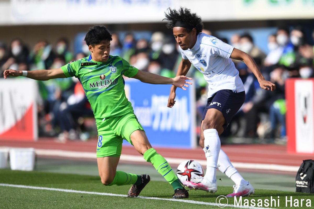 Photoギャラリー ピッチの焦点 ｊリーグ ｙｂｃルヴァンカップ グループステージ第２節 湘南ベルマーレｖｓ横浜ｆｃ ２０２１年３月２７日 １５ ０３キックオフ 概要 Jリーグ 国内 サッカー批評photoギャラリー ピッチの焦点 サッカー批評web