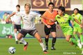 湘南GK富居大樹のロスタイム負傷交代で臨時GKも勝ち点死守【湘南ベルマーレvsヴィッセル神戸】原悦生PHOTOギャラリー「サッカー遠近」の画像002