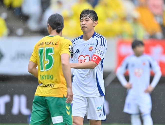 【試合アルバム】ベガルタ仙台がアウェイで迎えた上位対決・千葉戦でのプレー写真63枚！「ジェフユナイテッド千葉ーベガルタ仙台」の画像058