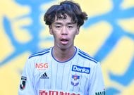 「佐渡まさしの衣装欲しい」アルビレックス新潟のJ1昇格後も続くプレゼントサービスに、まさかの「謎の歌手」! ファンは「定番化する恐れ」と歓喜の声の画像