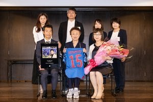 大住良之の「この世界のコーナーエリアから」第92回「カマモトといえば背番号15」(3)2度の東京五輪を越えて続く物語の画像
