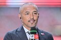 「見返り美人ならぬ見返りイケメン」内田篤人＆小野伸二氏のスーツ姿でのルヴァン杯決勝ダブル解説「見返りツーショット」が話題！「2人ともカッコよすぎ」「なんて豪華な」の声の画像002