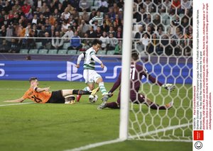 「古橋 優しい」が検索ワードに！ セルティックのサッカー日本代表・旗手怜央の“ゴール未遂”で見せたFW古橋亨梧「直前スルー」に、ファンからの賞賛相次ぐの画像