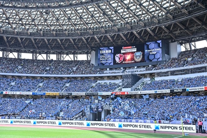 【サポーターアルバム】国立競技場を青く染め上げた川崎フロンターレのサポーター写真81枚！ ACLE準優勝後初の国内試合「鹿島アントラーズー川崎フロンターレ」の画像045