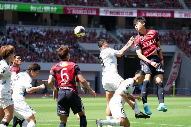 絶対エース｢美しい｣完璧オーバーヘッド、日本代表の至宝｢悔しい｣試合後、それでも｢気になる｣鈴木優磨のパンツ【鹿島アントラーズvs川崎フロンターレ】国立決戦PHOTOギャラリー25連写の画像009